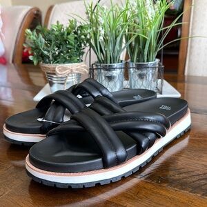 Women's Criss-Cross Footbed Sandals